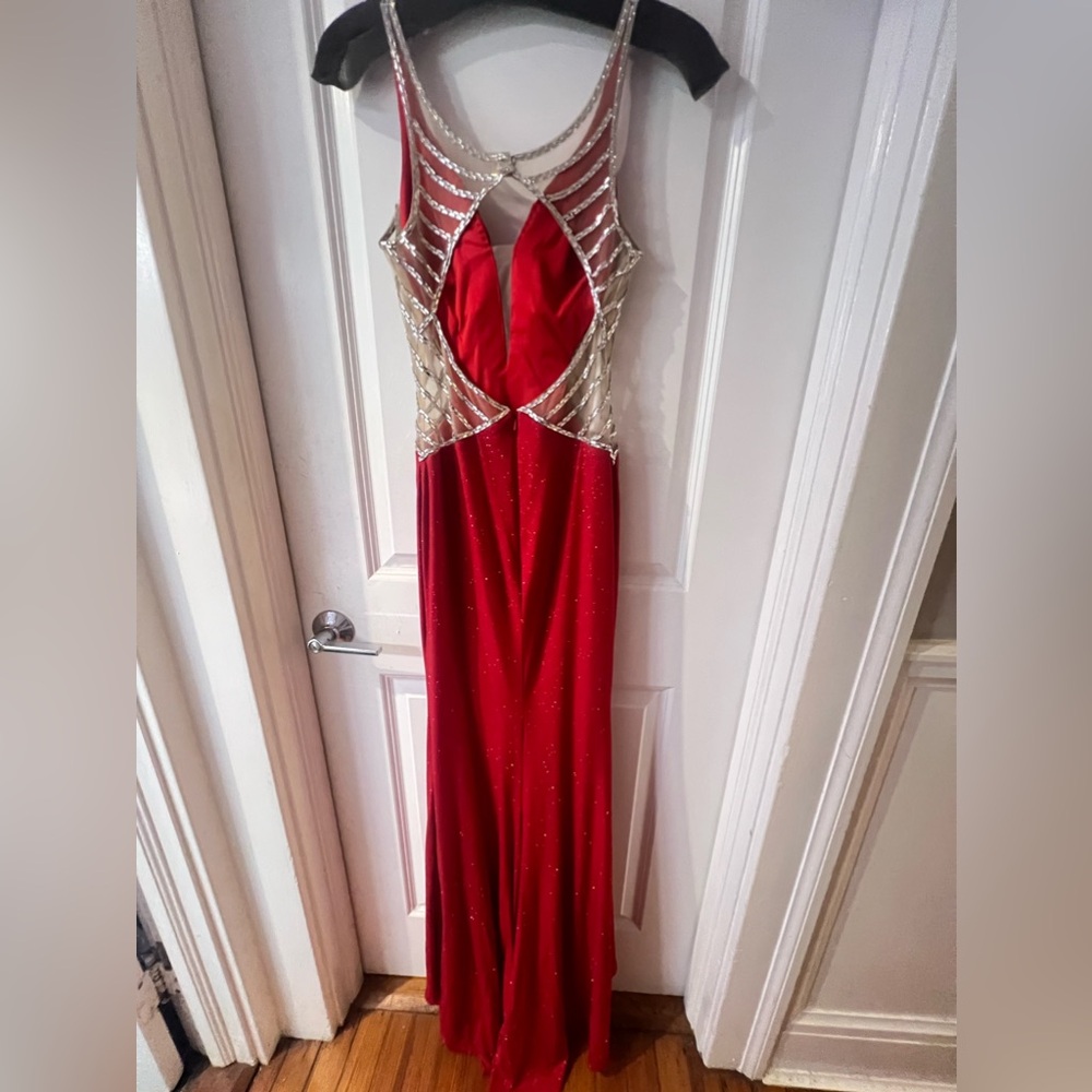 Prom Dress - Picture 2 of 4